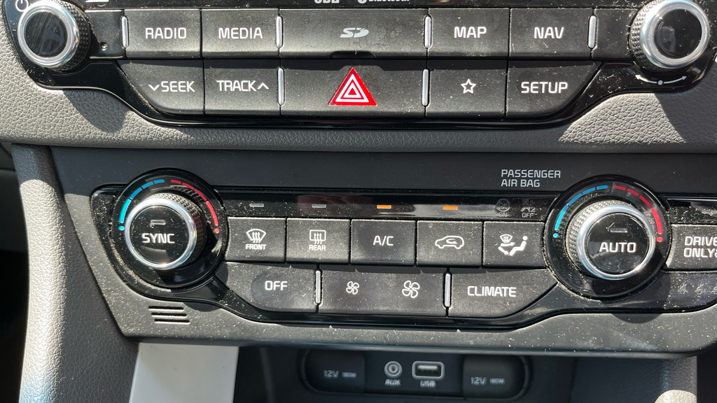 Kia Niro 1.6 Gdi Phev 3 Dct White #36