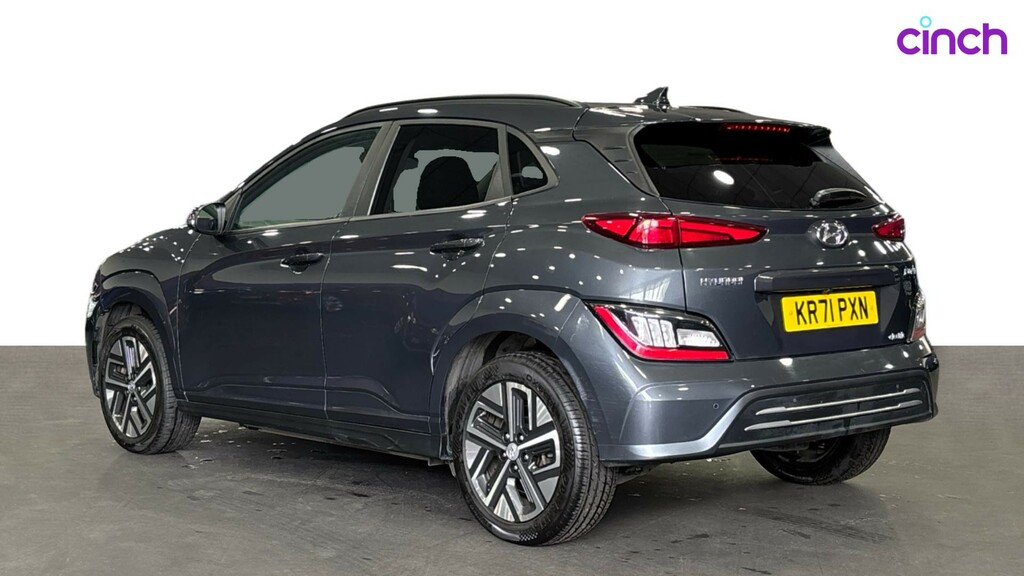 Hyundai Kona Hatchback Red #5