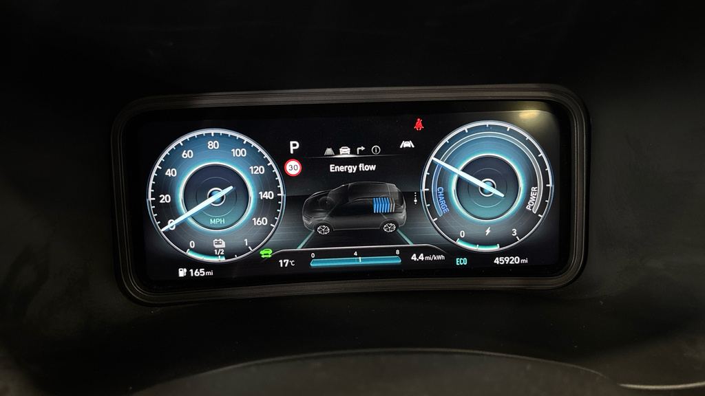 Hyundai Kona Hatchback Red #13