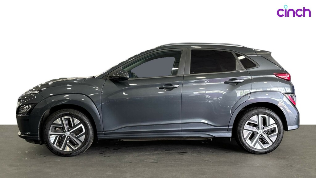 Hyundai Kona Hatchback Red #6