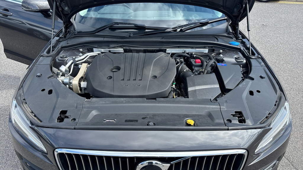 Volvo V90 B4 R-design Grey #16