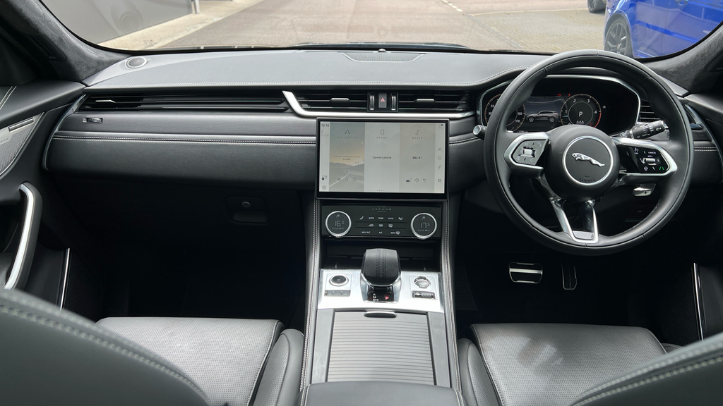 Jaguar F-Pace 2.0 D200 Mhev R Dynamic Hse Black Suv A Black #26