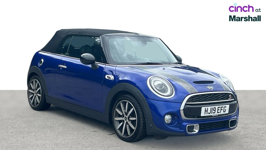 Mini Convertible 2.0 Cooper S Classic II Comfortnav Pk Red #1