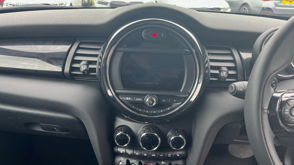 Mini Convertible 2.0 Cooper S Classic II Comfortnav Pk Red #17