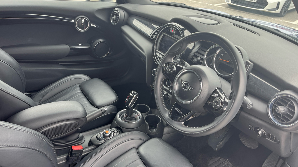 Mini Convertible 2.0 Cooper S Classic II Comfortnav Pk Red #9