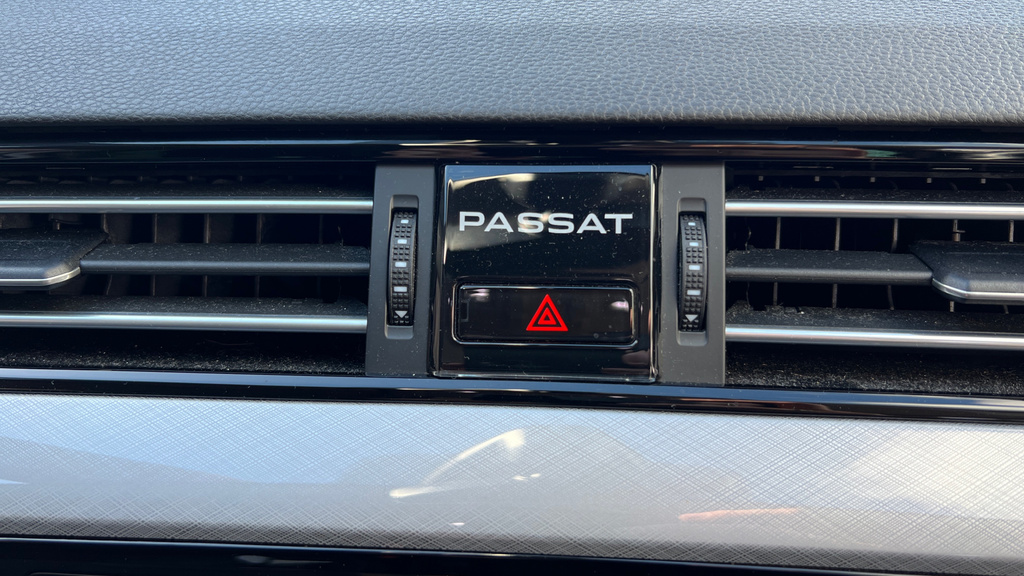 Volkswagen Passat 2L Se Nav Grey #50