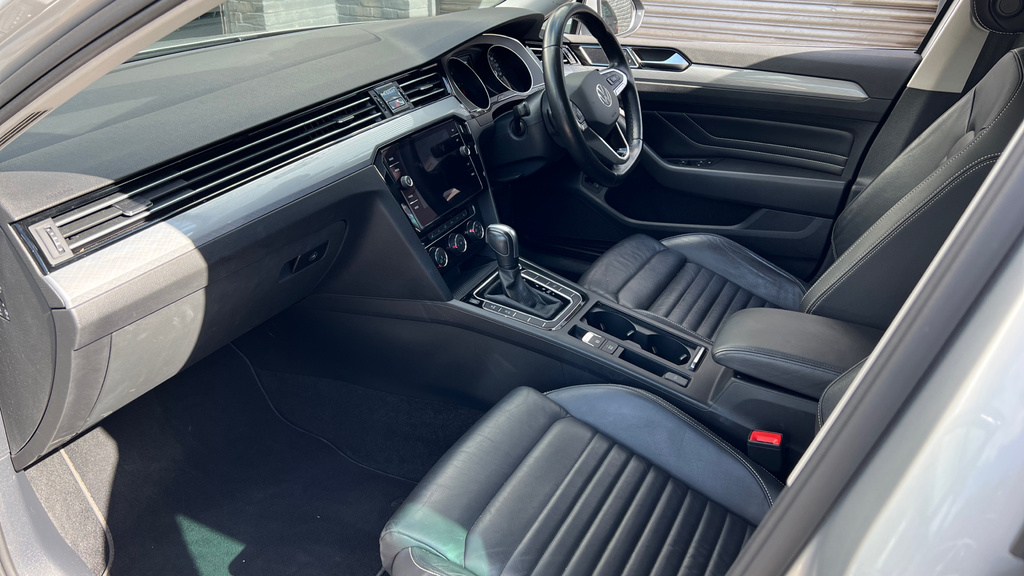 Volkswagen Passat 2L Se Nav Grey #10