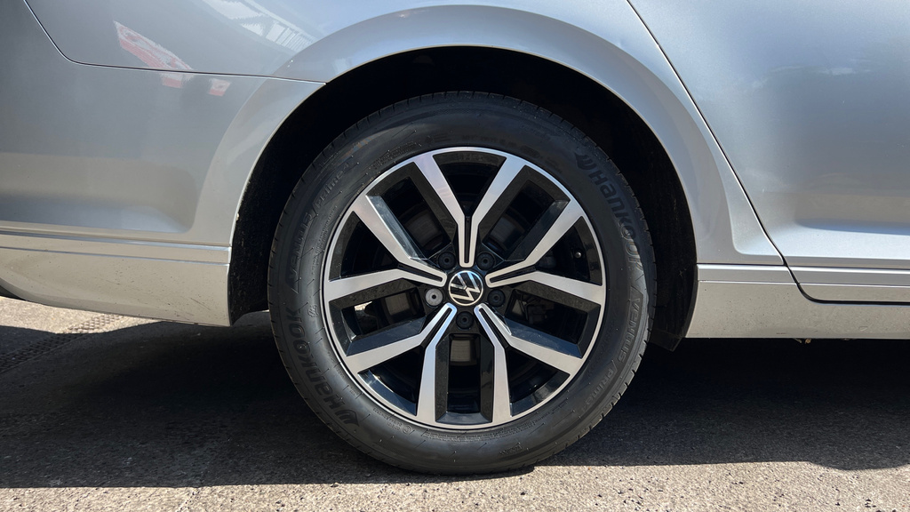 Volkswagen Passat 2L Se Nav Grey #19