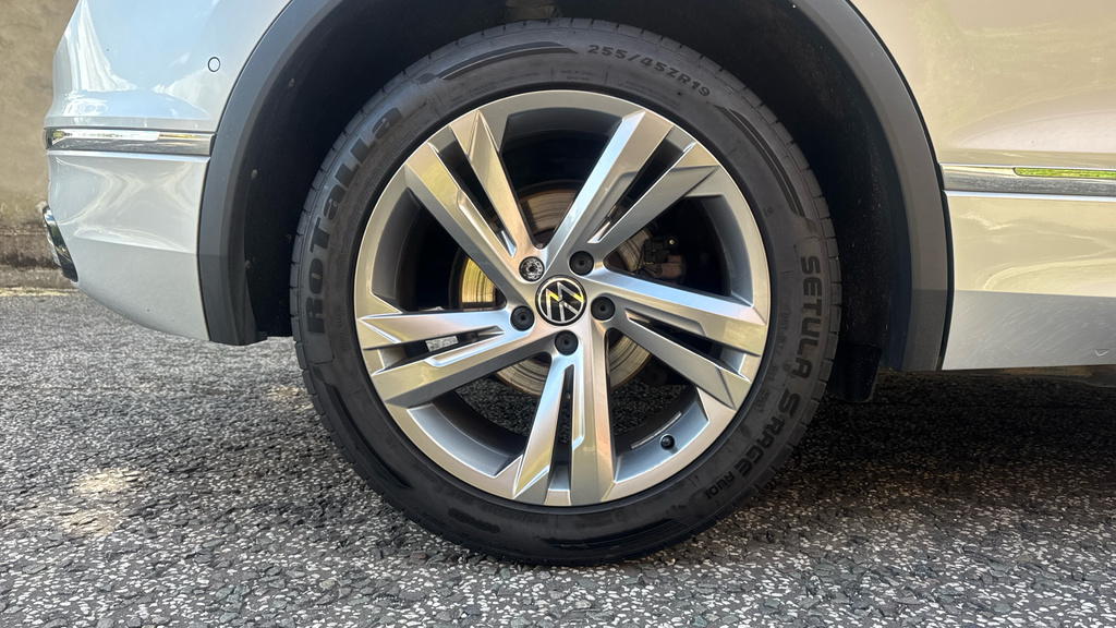 Volkswagen Tiguan Elegance White #20