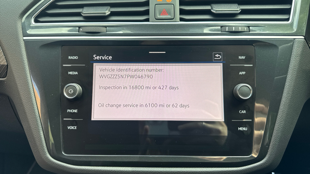 Volkswagen Tiguan Elegance White #23