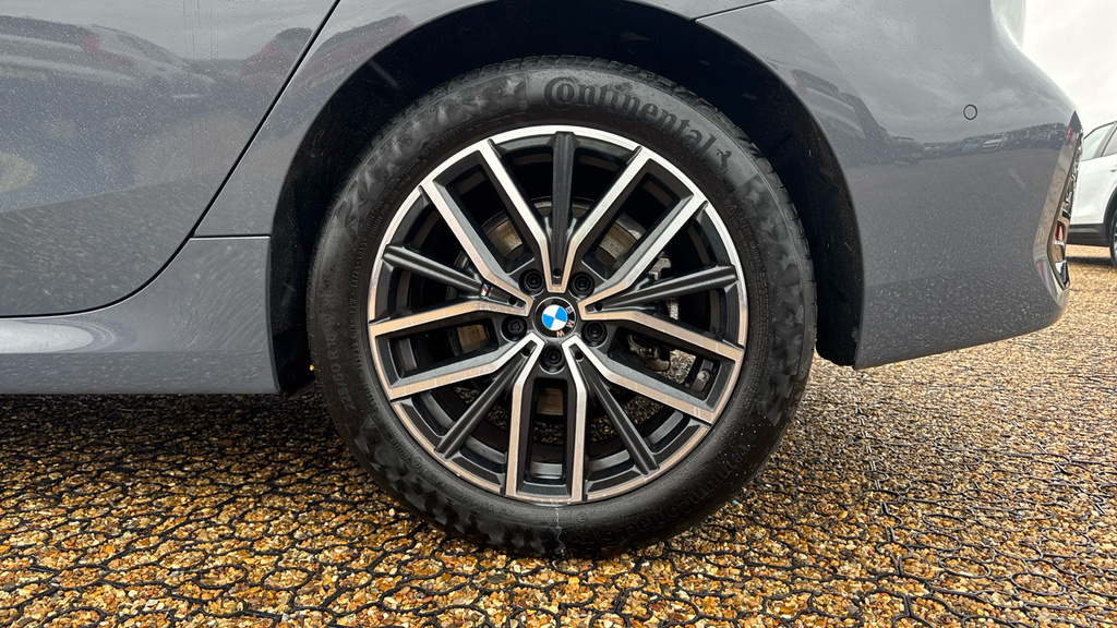 BMW 2 Series Active Tourer 220I Mht M Sport Dct Tech Plus Pack Black #19