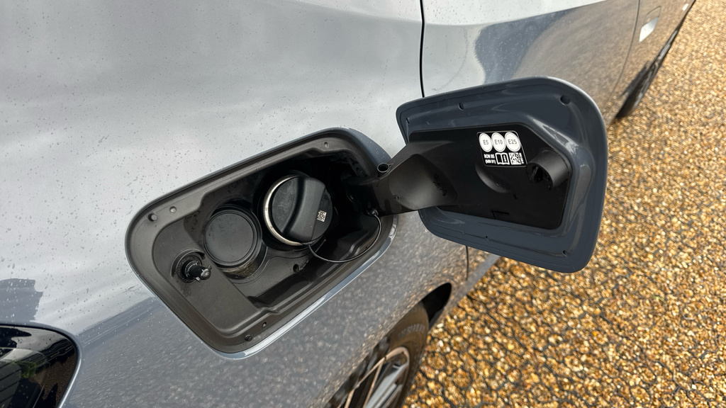 BMW 2 Series Active Tourer 220I Mht M Sport Dct Tech Plus Pack Black #23
