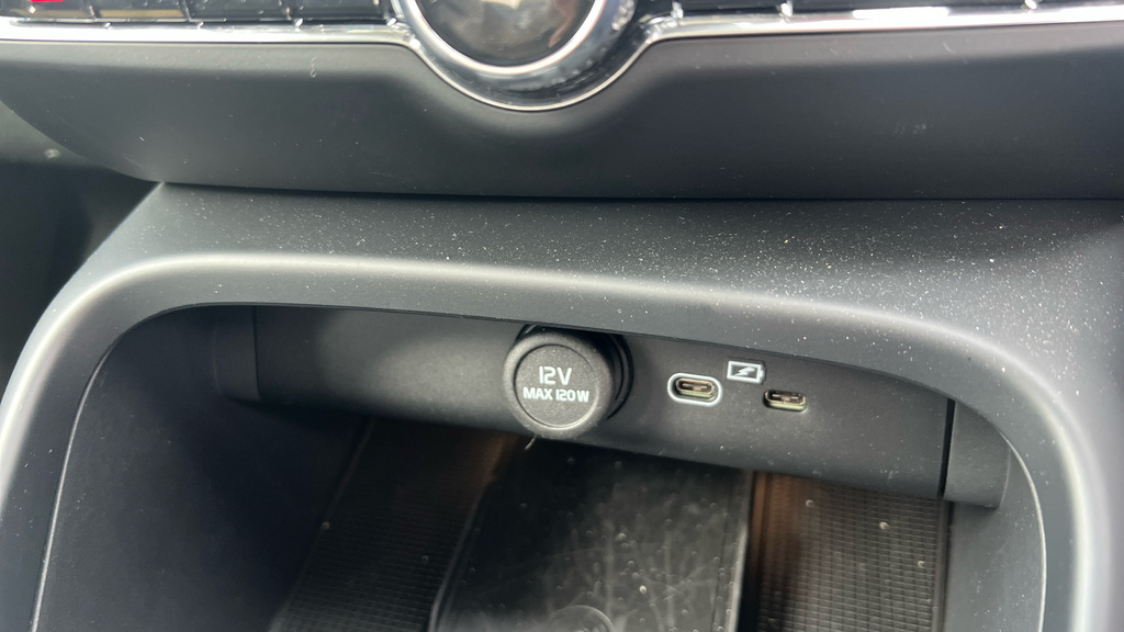 Volvo XC40 Xc40 2.0 B3p Plus Black Edition Blue #53
