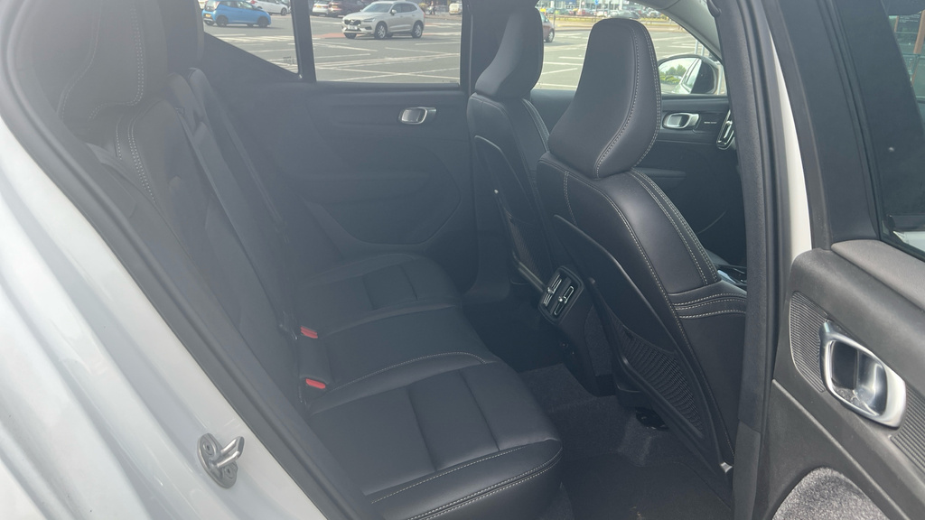 Volvo XC40 Xc40 2.0 B3p Plus Black Edition Blue #22