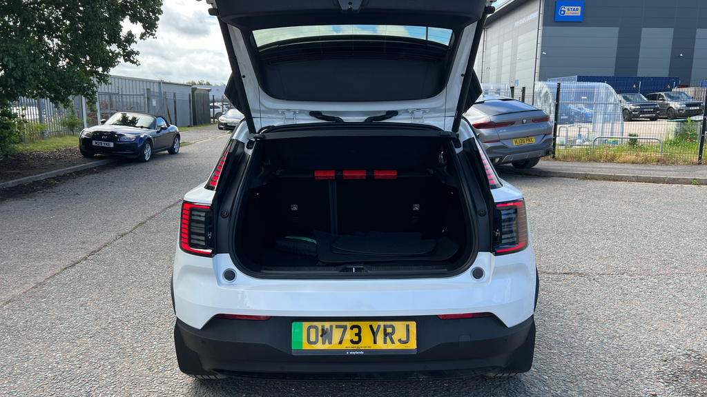 Volvo EX30 Single Motor Extended Range 69Kwh Ultra #15