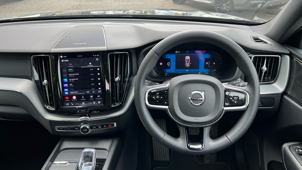 Volvo XC60 2.0 B4p Plus Dark Grey #26