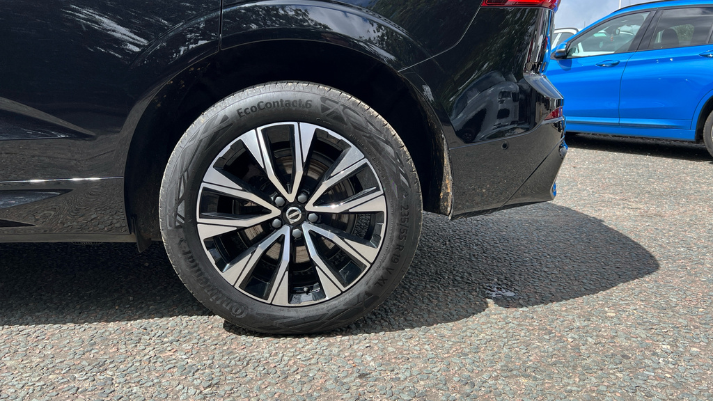Volvo XC60 2.0 B4p Plus Dark Grey #23