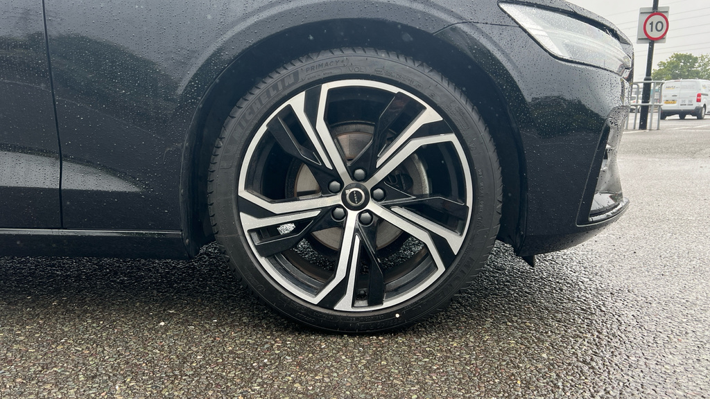 Volvo V60 2.0 B4p Plus Dark 7 Speed Grey #17
