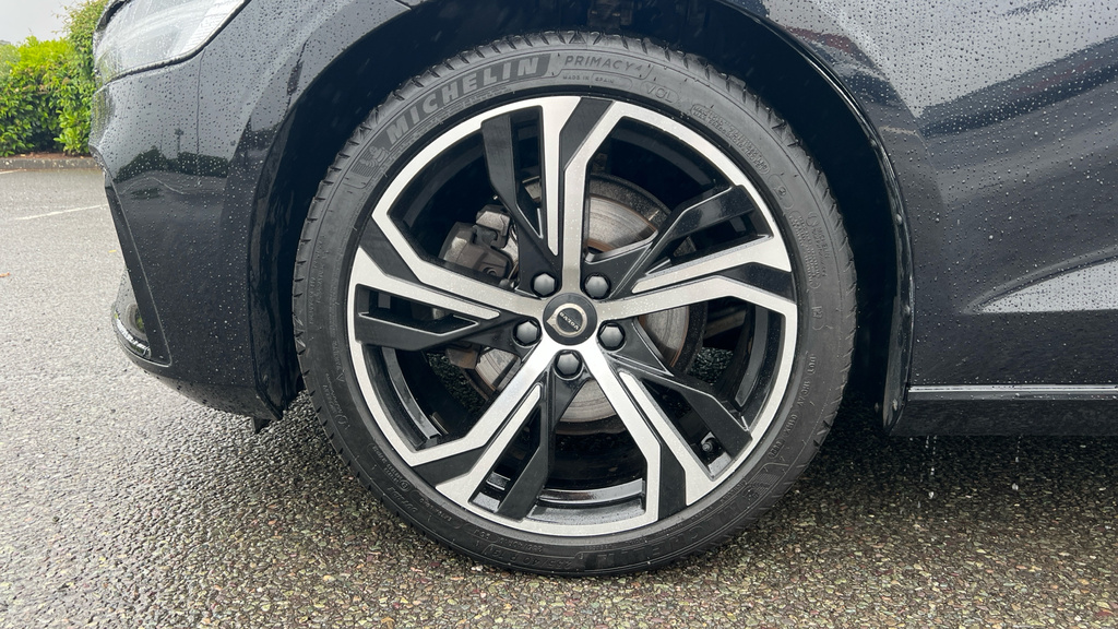 Volvo V60 2.0 B4p Plus Dark 7 Speed Grey #19