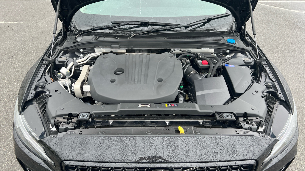 Volvo V60 2.0 B4p Plus Dark 7 Speed Grey #16