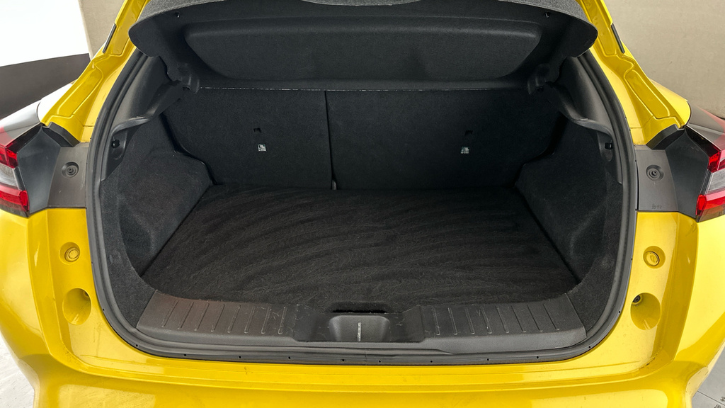 Nissan Juke Tekna Grey #21