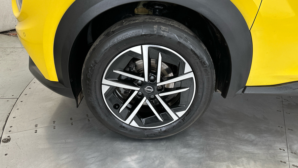 Nissan Juke Tekna Grey #23