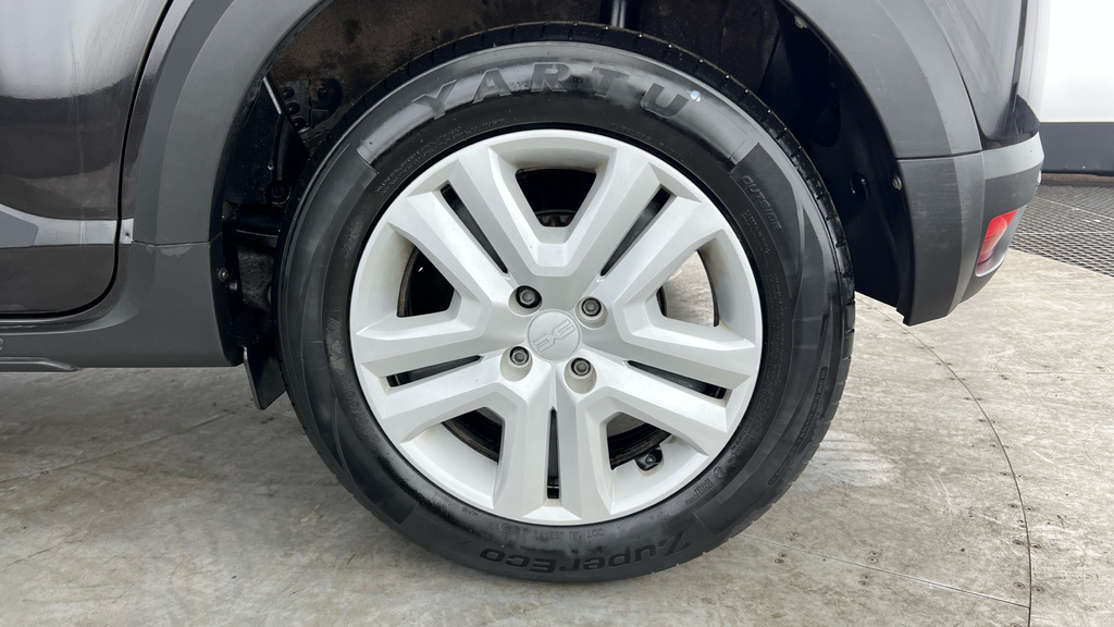 Dacia Sandero Stepway 1.0 Tce Extreme Cvt White #26