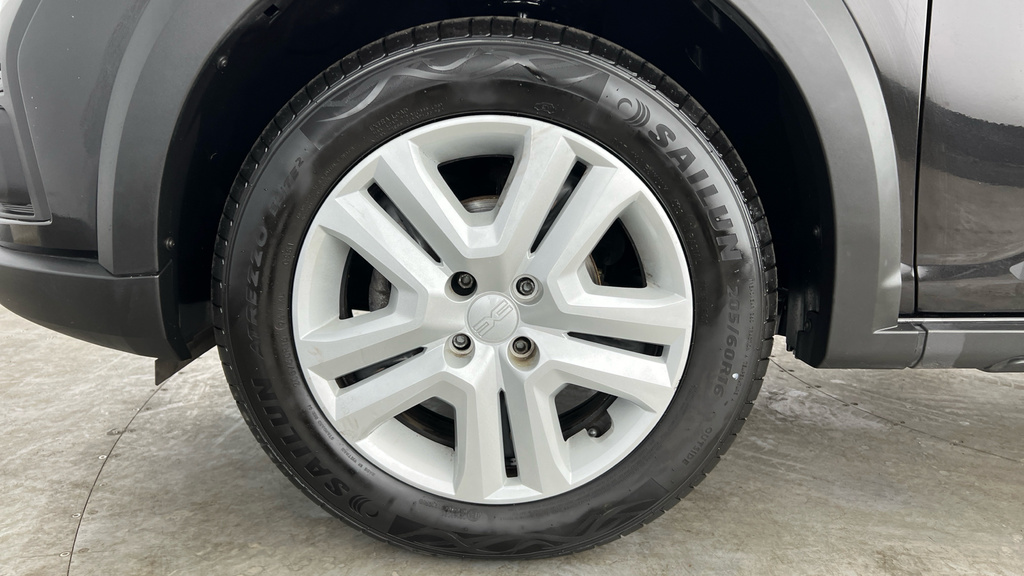 Dacia Sandero Stepway 1.0 Tce Extreme Cvt White #25