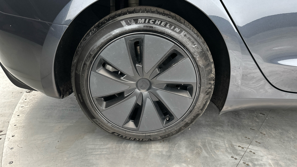 Tesla Model 3 Saloon Rwd 208 Ps White #23