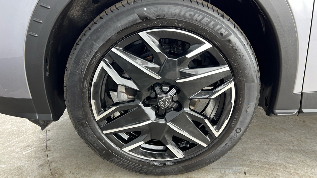 Peugeot 3008 Gt White #26