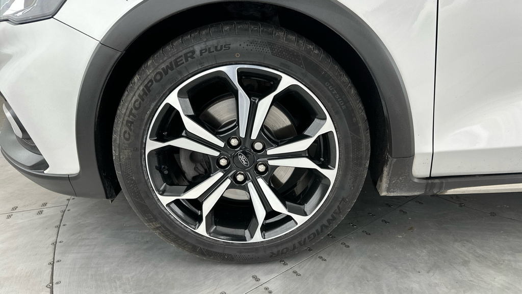 Ford Focus 1.0 Ecoboost 100 Zetec Blue #21