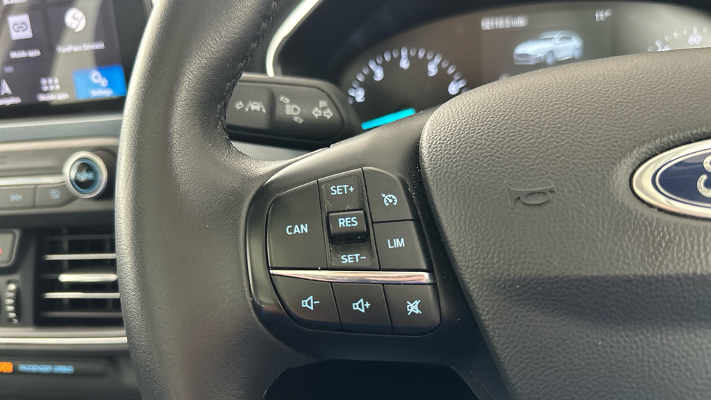 Ford Focus 1.0 Ecoboost 100 Zetec Blue #16