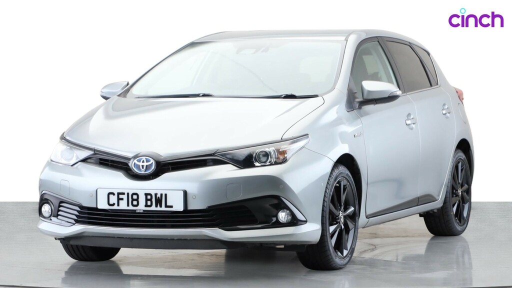 Toyota Auris Hatchback White #9