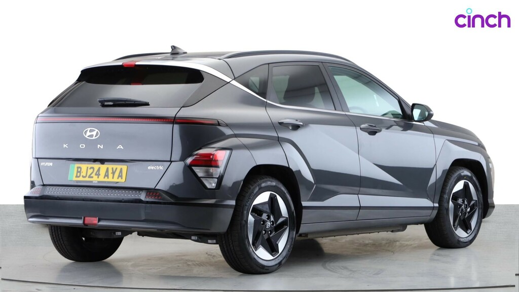 Hyundai Kona Hatchback White #3