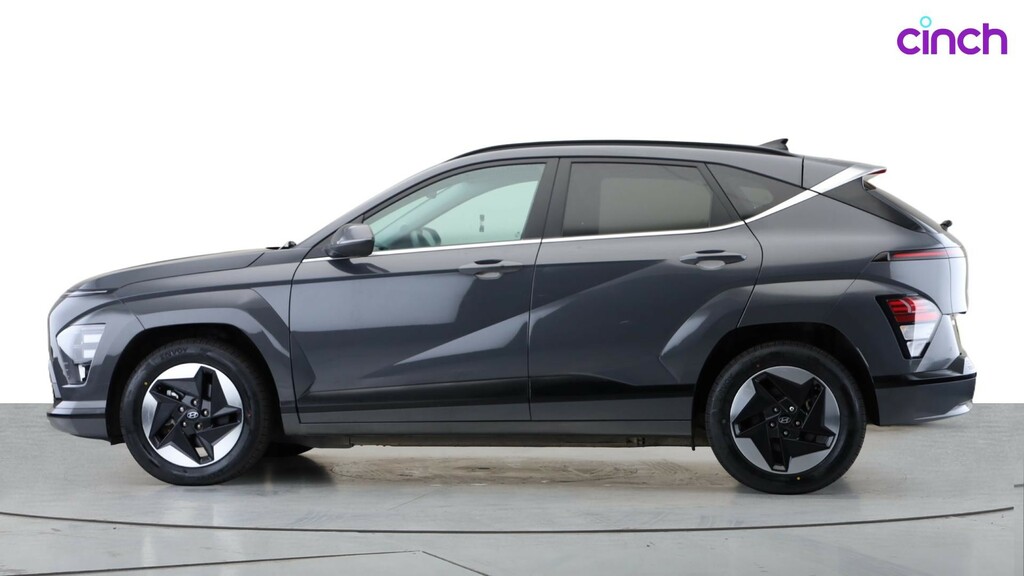 Hyundai Kona Hatchback White #7
