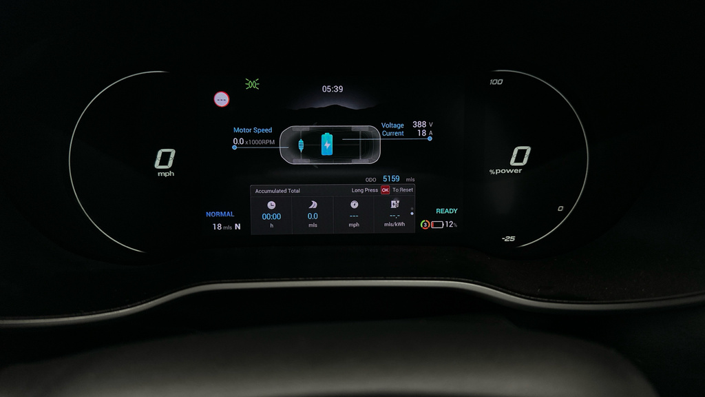 MG ZS 115Kw Se Ev Long Range 73Kwh White #19