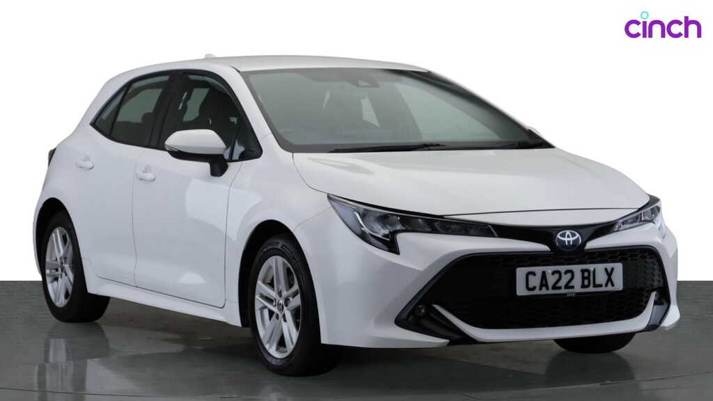 Toyota Corolla 1.8 Icon Tech 121 Bhp White #1
