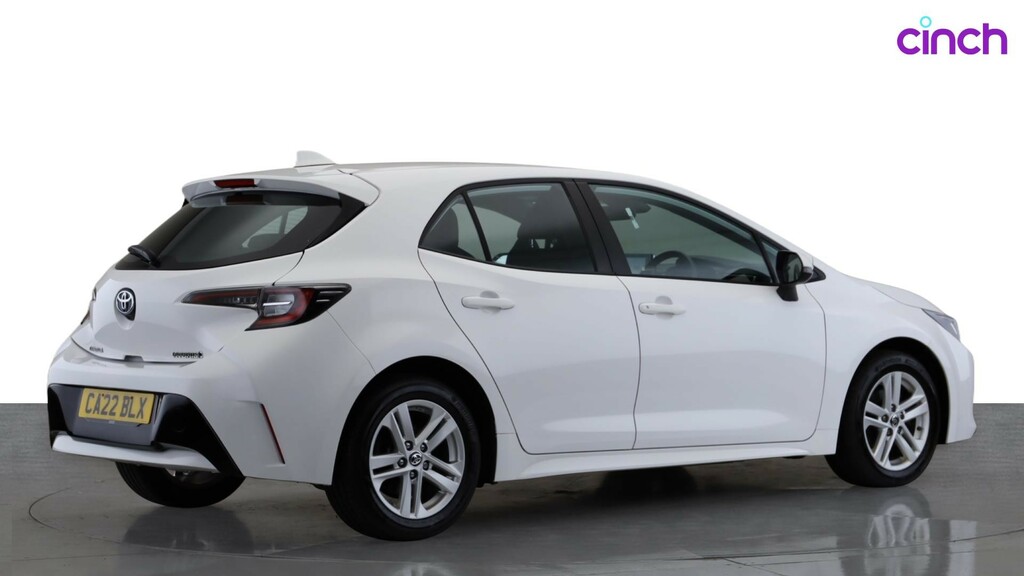 Toyota Corolla 1.8 Icon Tech 121 Bhp White #3
