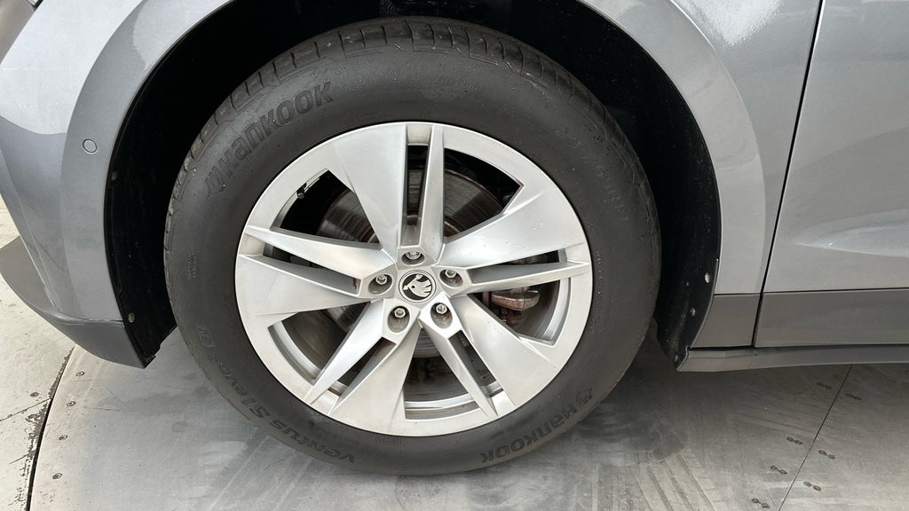 Skoda ENYAQ 60 Grey #25