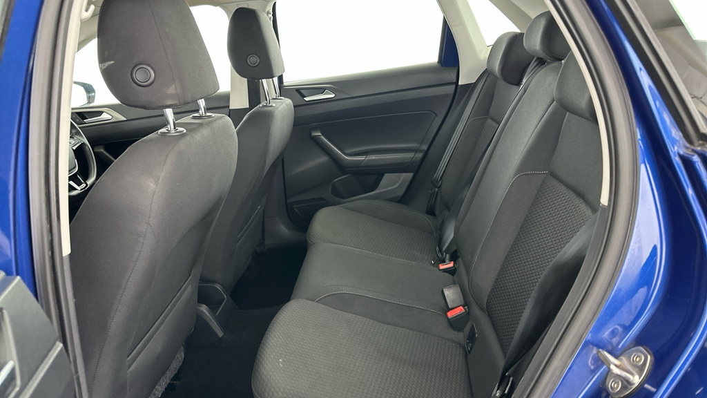 Volkswagen Polo Hatchback White #18