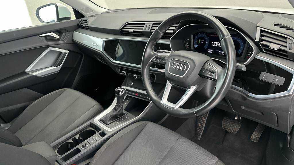Audi Q3 35 Tfsi Technik Comfortsound Pack White #14