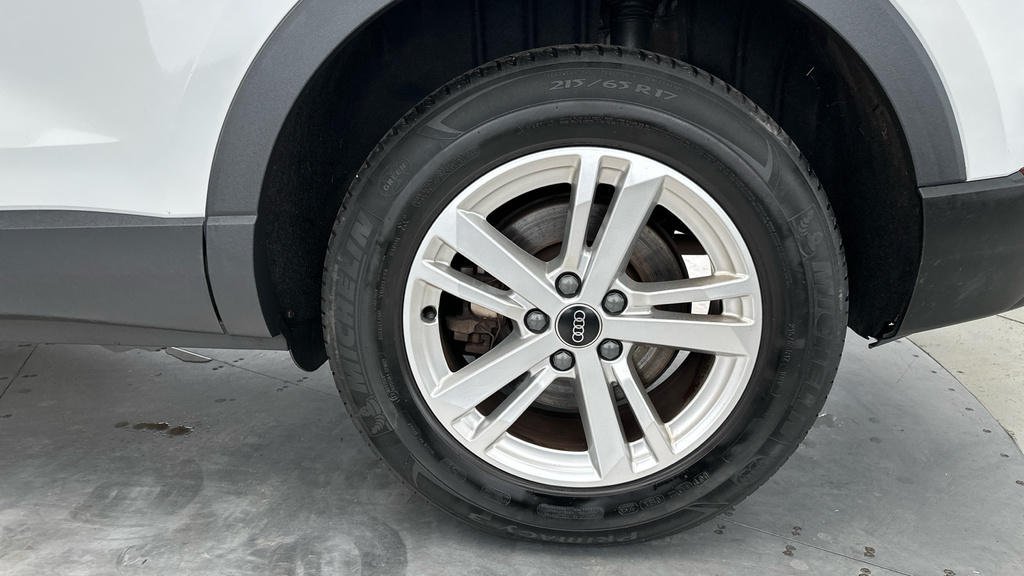 Audi Q3 35 Tfsi Technik Comfortsound Pack White #29