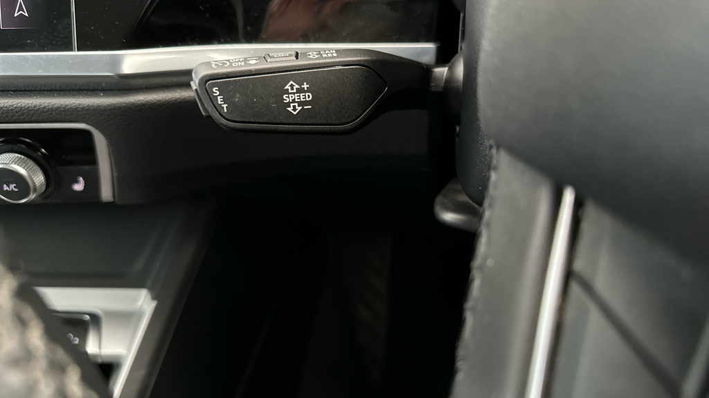 Audi Q3 35 Tfsi Technik Comfortsound Pack White #20