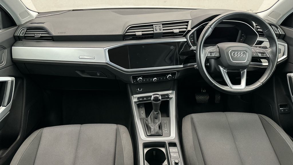 Audi Q3 35 Tfsi Technik Comfortsound Pack White #19