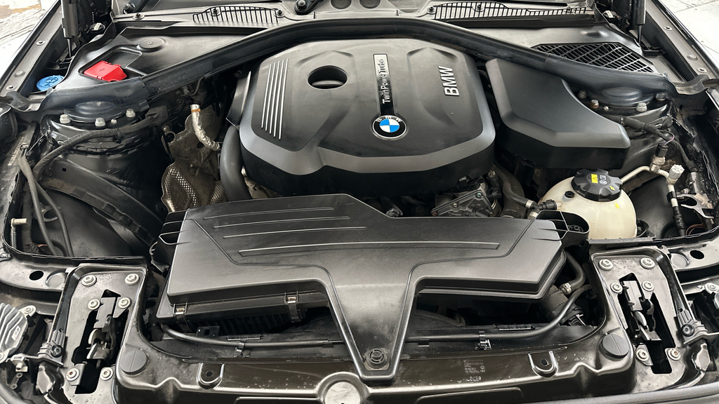 BMW 2 Series 218I Sport Nav Step Grey #20