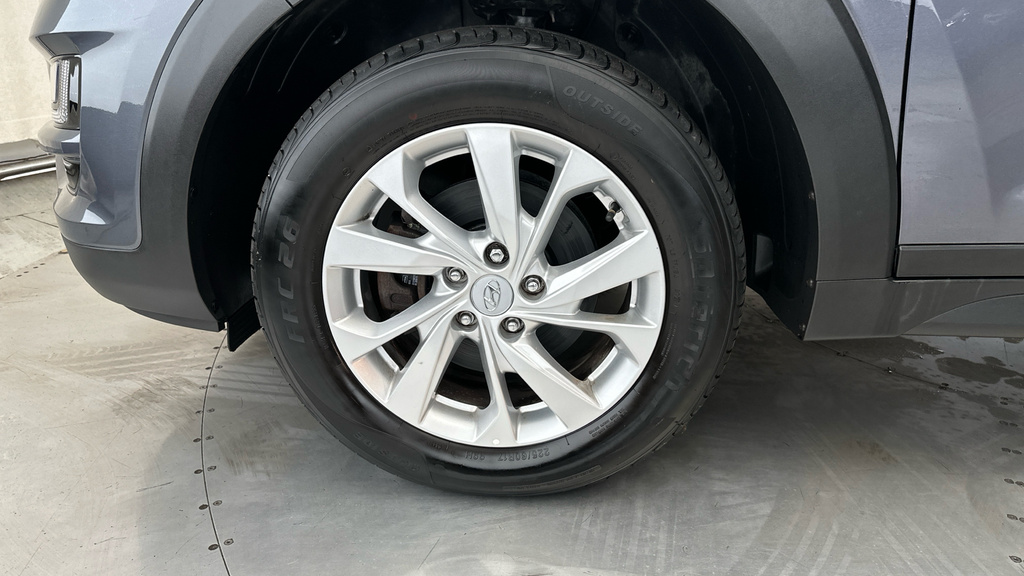 Hyundai Tucson Suv Grey #22