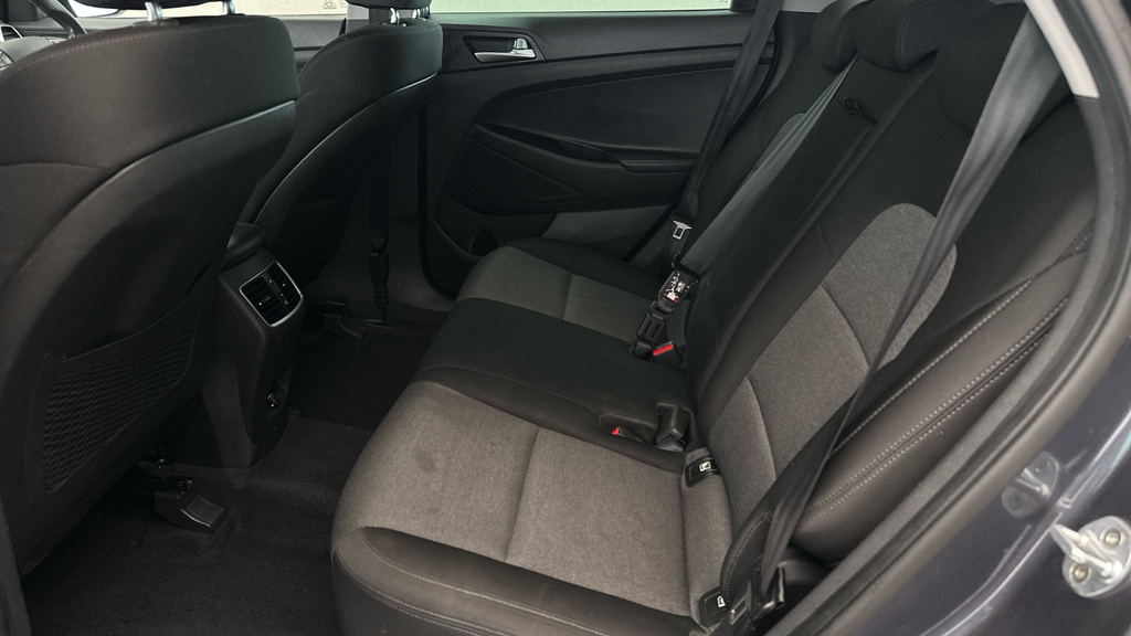 Hyundai Tucson Suv Grey #19