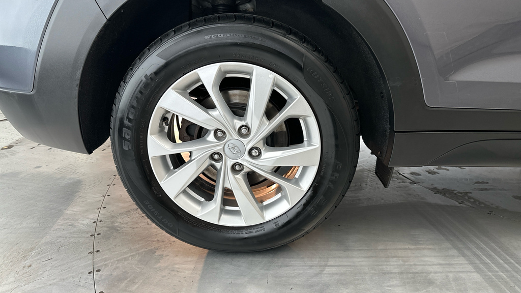 Hyundai Tucson Suv Grey #24