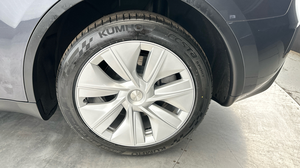 Tesla Model Y Dual Motor Performance Suv 4Wd Grey #25