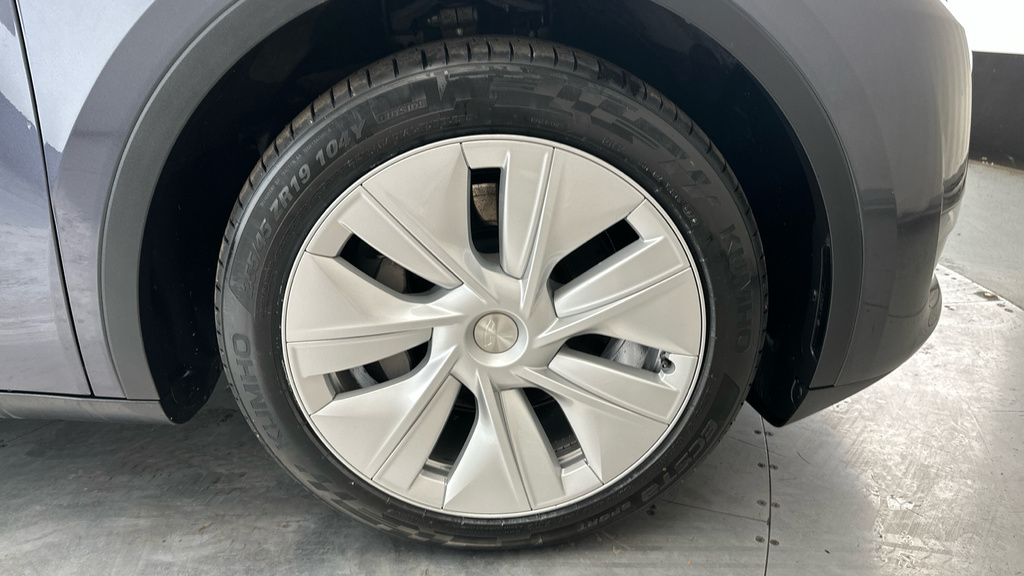 Tesla Model Y Dual Motor Performance Suv 4Wd Grey #27